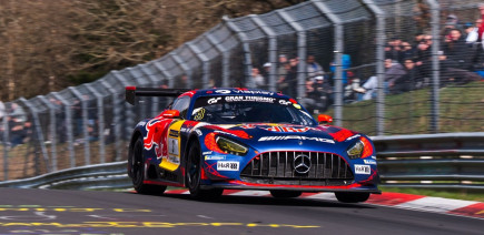 Verstappen a surpris les spécialistes du GT avec une botte secrète dans le trafic