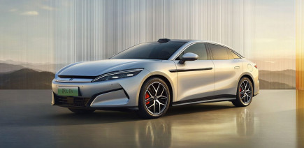 Pour BYD, le report de l’interdiction du thermique va désavantager les constructeurs européens