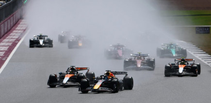 La FIA pourrait sévir ! Mercedes et Red Bull risquent gros