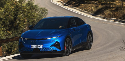 Alpine cherche toujours un moyen pour proposer aux Américains un gros SUV électrique sans trahir l'ADN de la marque