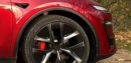 Au fait, comment va Tesla?