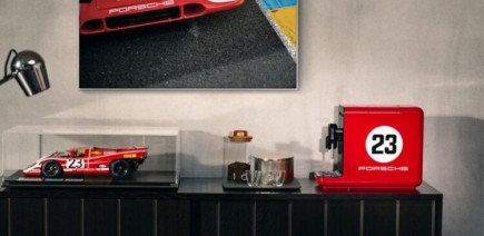 La machine à café Porsche x Smeg : quand la légende des 24 Heures du Mans s’invite dans votre cuisine !