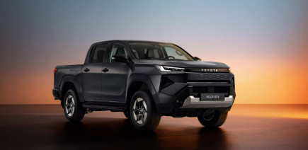 Le prix délirant du nouveau Toyota Hilux, devenu un pick-up 100 % électrique