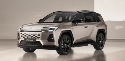Nouveau Toyota RAV4 hybride (2026) : voici la gamme et les prix