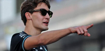 George Russell reconnaît s’être parfois perdu face à Hamilton