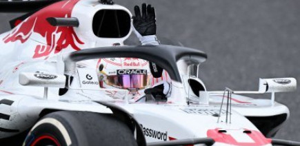 Villeneuve : Les quatre titres consécutifs 'n'ont pas endormi' Verstappen