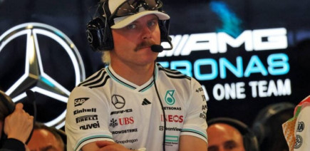 Valtteri Bottas amuse la toile avec un message du Nouvel An avant son arrivée chez Cadillac