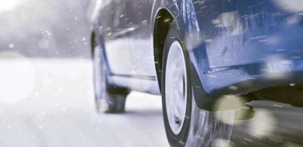 Neige et verglas : quelle différence entre une propulsion et une traction ?