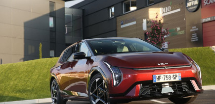 Promo Kia EV4 : jusqu’à 11 000 € d’aides à l’achat pour la nouvelle compacte électrique !