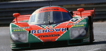 35 ans après son exploit au Mans, cette voiture au moteur unique au monde débarque enfin à Rétromobile