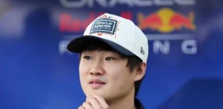 Révélation : Tsunoda n'a pas signé son contrat avec Red Bull pour 2026, Honda dans l'expectative