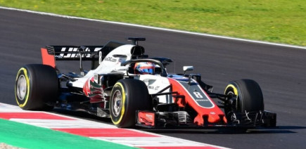 Romain Grosjean retrouve le casque de F1 qui lui a sauvé la vie !