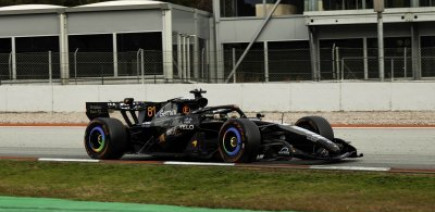Piastri se félicite d'une journée 'bien plus fluide' pour McLaren F1