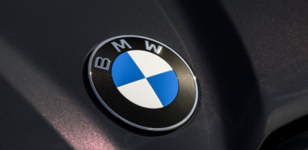 Quand BMW touche à son emblème : ce que cache l’arrivée d’un nouveau logo