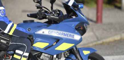 À 248 km/h dans une voiture volée et sans permis, il commet un refus d'obtempérer