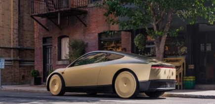 Tesla a commencé la production de son Cybercab !