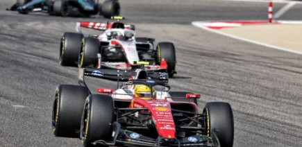 "Comme des fusées" : les Ferrari frappent déjà très fort lors des départs