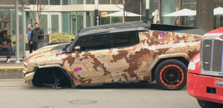 Une star de la NBA provoque un accident avec son Hummer, elle repart en... Lamborghini