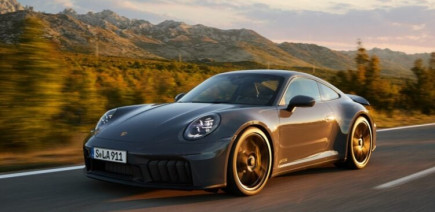 Porsche 911 : le modèle qui n’aurait jamais dû survivre… et qui règne encore