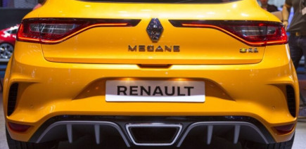 Au volant de sa Renault Mégane RS, il roulait tellement vite que les gendarmes n'ont pas pu l'arrêter