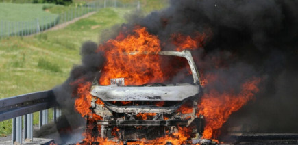 Voitures électriques et incendies : ce qu'on ne vous dit pas toujours