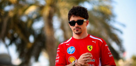 La voiture du mariage de Charles Leclerc était une... Ferrari d'exception