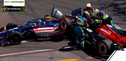 Débuts cauchemardesques pour Mick Schumacher : éliminé après quatre virages en IndyCar