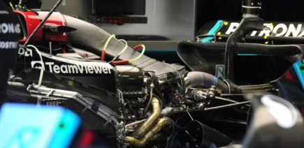 Coulthard critique la FIA après la polémique sur le taux de compression du moteur Mercedes