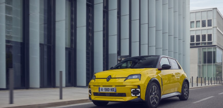 Aide à l’achat en hausse chez Renault : jusqu’à 7 650 € de prime CEE pour les R5 et Mégane !