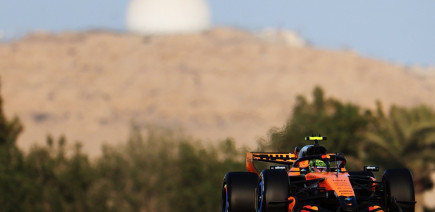 McLaren devra "défendre" et "exploiter les contre-attaques" en début de saison