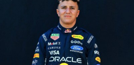 Hadjar aimerait 'un podium' mais veut d'abord des points et le drapeau à damier