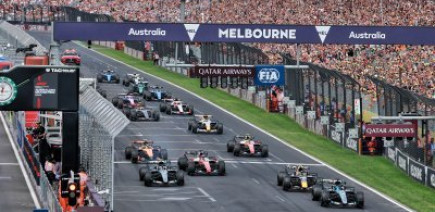 Russell s'impose au GP d'Australie, doublé Mercedes F1 devant les Ferrari