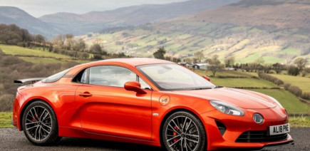 Électrique ou essence ? La future A110 jouera finalement sur les deux tableaux