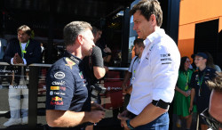 Wolff face à Horner dans la course au rachat de parts d'Alpine ?