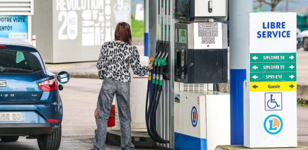 Une station-service fait le tour des médias avec son litre de diesel à 2,97€ (elle s’est un peu calmée depuis)