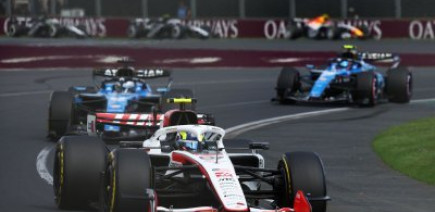 Haas F1 encense Ferrari pour sa transparence moteur, un contraste avec Mercedes