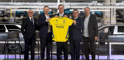 Pour se "reconnecter au territoire français", Peugeot redevient partenaire de ce club de football