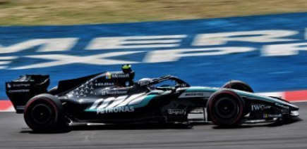 A quelle heure sera donné le départ de la course?