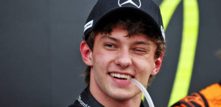 Antonelli impressionne mais Mercedes écrase tout selon Mika Salo