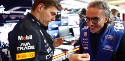 Mekies : l'avenir de Verstappen dépendra surtout de la performance de Red Bull
