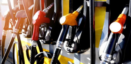 Essence et diesel en Europe : où les prix sont-ils les plus élevés et les plus bas ?