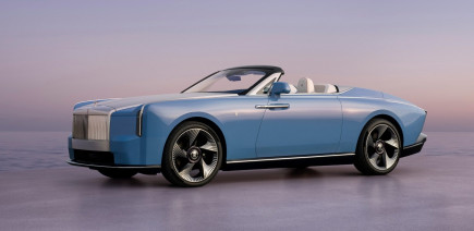 Rolls-Royce dévoile la voiture électrique la plus chère du monde