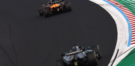 Batteries plus grandes, débit d'essence : la F1 discute de changements matériels sur les moteurs