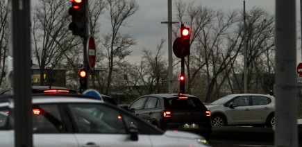 Contre l’habitude du moteur qui tourne à l’arrêt, les gestionnaires de flottes demandent de couper le contact