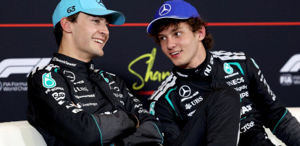 Russell ne craint pas des tensions avec Antonelli : "Ce n'est même pas un sujet"
