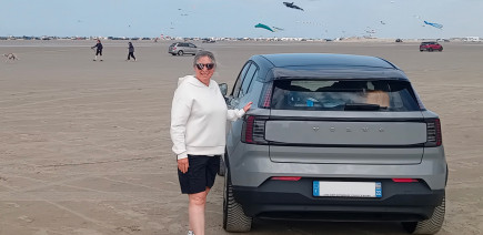 Témoignage : Thomas découvre l’Europe avec son Volvo EX30, 76 000 km en deux ans !