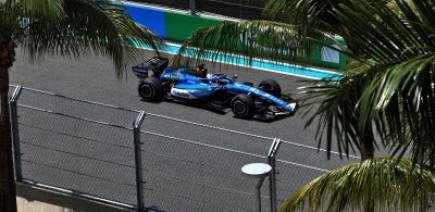 Albon écope d'une pénalité à Miami, Williams F1 montre quelques progrès
