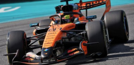 Piastri est 'content' de voir McLaren F1 signer la pole du Sprint et au niveau des meilleures