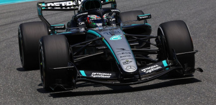 Mercedes reprend la main : Antonelli décroche la pole à Miami !