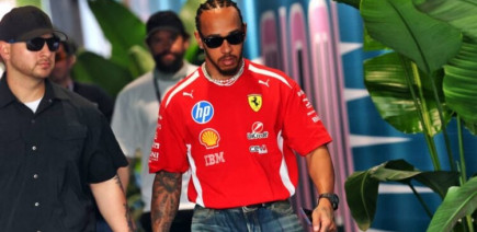 Lewis Hamilton met la pression sur Ferrari : un "secret" des rivaux dans le viseur